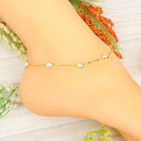 "Handmade Anklet – Elegant & Delicate Jewelry for Women | UNVRC1106 - Picture 10 of 10